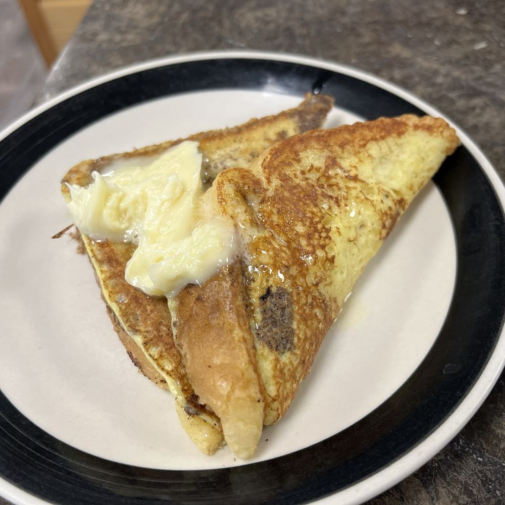State Street Cafe - Single slice of French toast - Cafes Near Me - Garfield, Minnesota State Street Cafe - Single slice of French toast - Cafes Near Me - Garfield, Minnesota