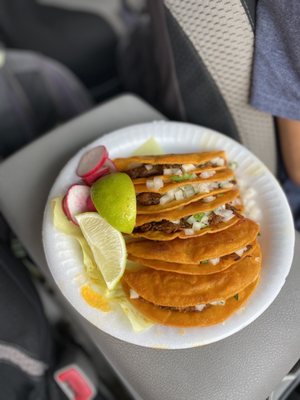 Birrieria Gomez by null