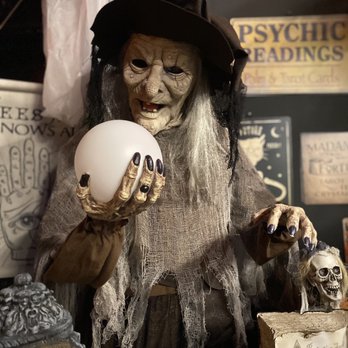 Halloween Bootique - Costumes Near Me - Costa Mesa, California