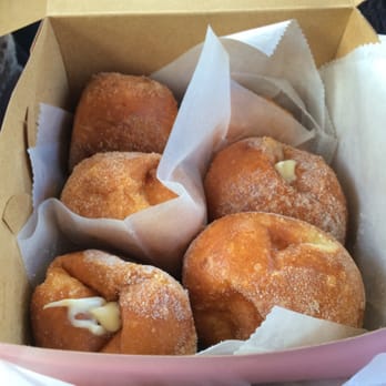 Leonard's Bakery - Bakeries Near Me - Honolulu, Hawaii