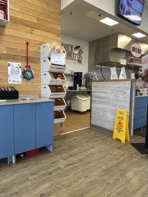 Duck Donuts by null