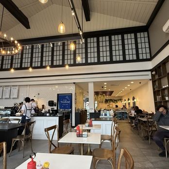 Cafe Weekend - Cafes Near Me - Cresskill, New Jersey