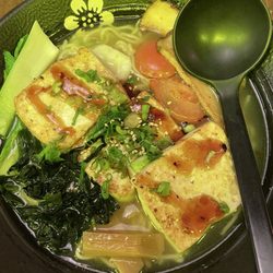 J2 Grill & Sushi - Vegetarian Ramen