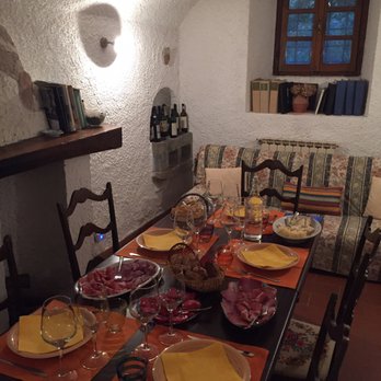 Palazzo del Duca - Welcome dinner with the cooking and wine touring package - Hotels Near Me - Tavernelle, Mississippi