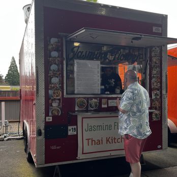 Jasmine Flower Thai Kitchen - Front of food cart - Thai Near Me - Salem, Oregon