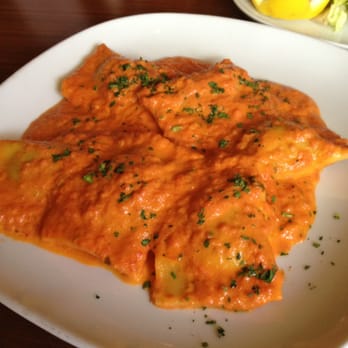 La Tavola - Italian Near Me - Baltimore, Maryland