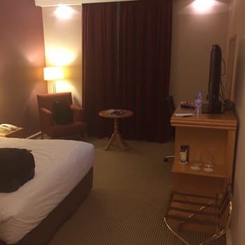 Sheraton Heathrow Hotel - Guest room - Hotels Near Me - West Drayton, XGL Sheraton Heathrow Hotel - Guest room - Hotels Near Me - West Drayton, XGL