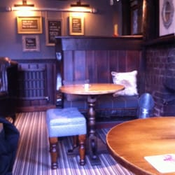 Bear Inn Berkswell - Cosy!