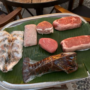 Edith's - Display of fresh protein options - Mexican Near Me - Cabo San Lucas, BCS