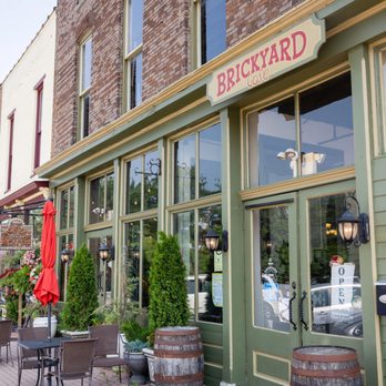 Brickyard Cafe - the outside of the restaurant - Italian Near Me - Franklin, Kentucky