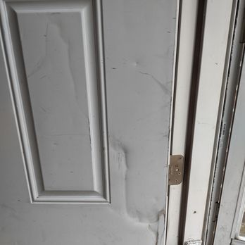 Simply Moving - Damaged new front door - Movers Near Me - Bronx, New York Simply Moving - Damaged new front door - Movers Near Me - Bronx, New York