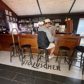 Sig Luscher Brewery - Brewpubs Near Me - Frankfort, Kentucky