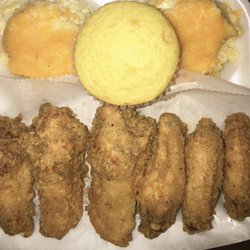 Mattie's Soul Food - Fried chicken