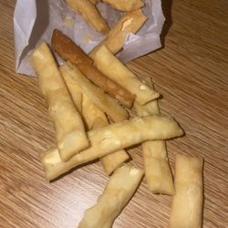 Wonton crisps