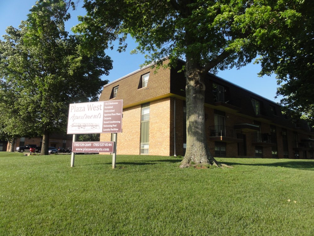 PLAZA WEST APARTMENTS Updated May 2024 45 Photos 3105 Lundin Dr