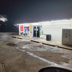 Mac's Quick Mart - Is the best store with some very good food that have good specials on their food all week long and Friday is their catfish dinner..