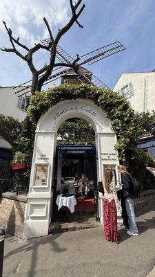 Le Moulin de la Galette by null