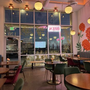 Naan & Curry - Located right on Flamingo. - Indian Near Me - Las Vegas, Nevada Naan & Curry - Located right on Flamingo. - Indian Near Me - Las Vegas, Nevada