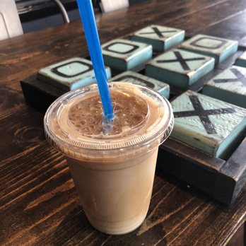 Big Wave Coffeehouse - Iced Vanilla Latte - Coffee & Tea Near Me - Folsom, California