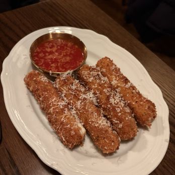 Dimmi Dimmi Corner Italian - Mozzarella sticks - Italian Near Me - Chicago, Illinois