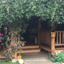 100 Acre Wood Lodge - Entrance to the Lodge