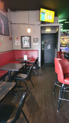 George's Corner by null