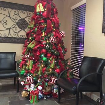Premier Chiropractic Old Town - The staff is as warm and cheery as the tree - Chiropractors Near Me - Pearland, Texas Premier Chiropractic Old Town - The staff is as warm and cheery as the tree - Chiropractors Near Me - Pearland, Texas