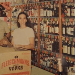 Guidarelli's Liquor Store