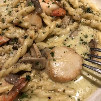 Bluewater Grill - Too creamy.. bland - Seafood Near Me - Santa Barbara, California Bluewater Grill - Too creamy.. bland - Seafood Near Me - Santa Barbara, California
