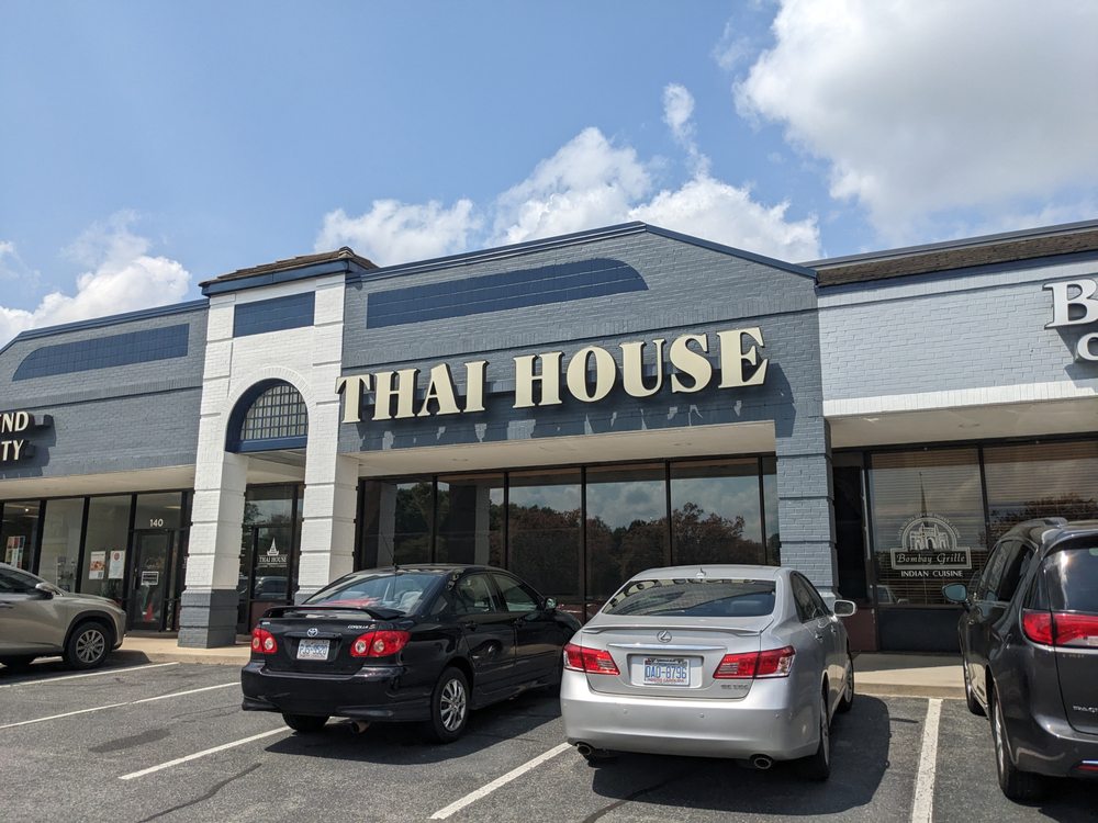 Thai House At Tower Place