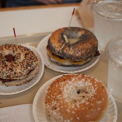 Bodo's Bagels - Everything
