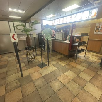 Chick-fil-A - Fast Food Near Me - Selma, Texas