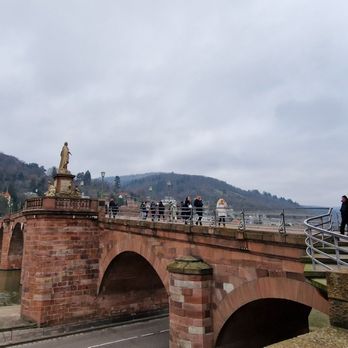 Alte Brücke - Alte Brücke und Brückenaffe - Landmarks & Historical Buildings Near Me