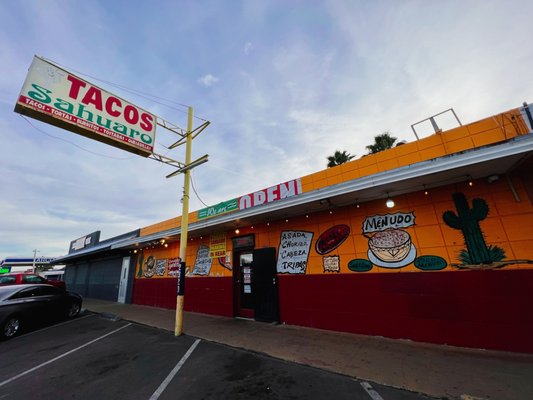 Tacos Sahuaro by null