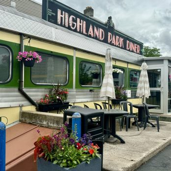 Highland Park Diner - Diners Near Me - Rochester, New York