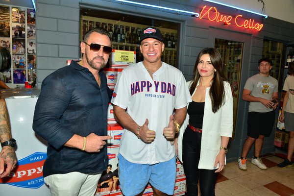 Gulf Liquors by null