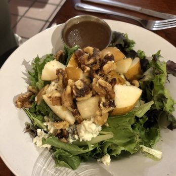 Purple Onion - Pear & Gorgonzola Salad  (7/27/2020) - New American Near Me - Saluda, North Carolina