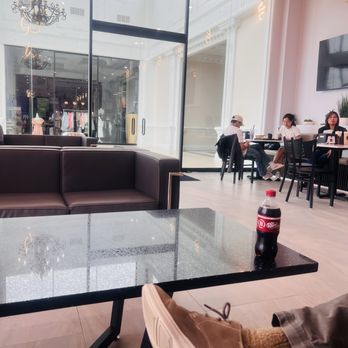 Paris Banh Mi - Part of the seating area. Really nice vibe but needs more seating. - Bubble Tea Near Me - Monroe, Louisiana Paris Banh Mi - Part of the seating area. Really nice vibe but needs more seating. - Bubble Tea Near Me - Monroe, Louisiana