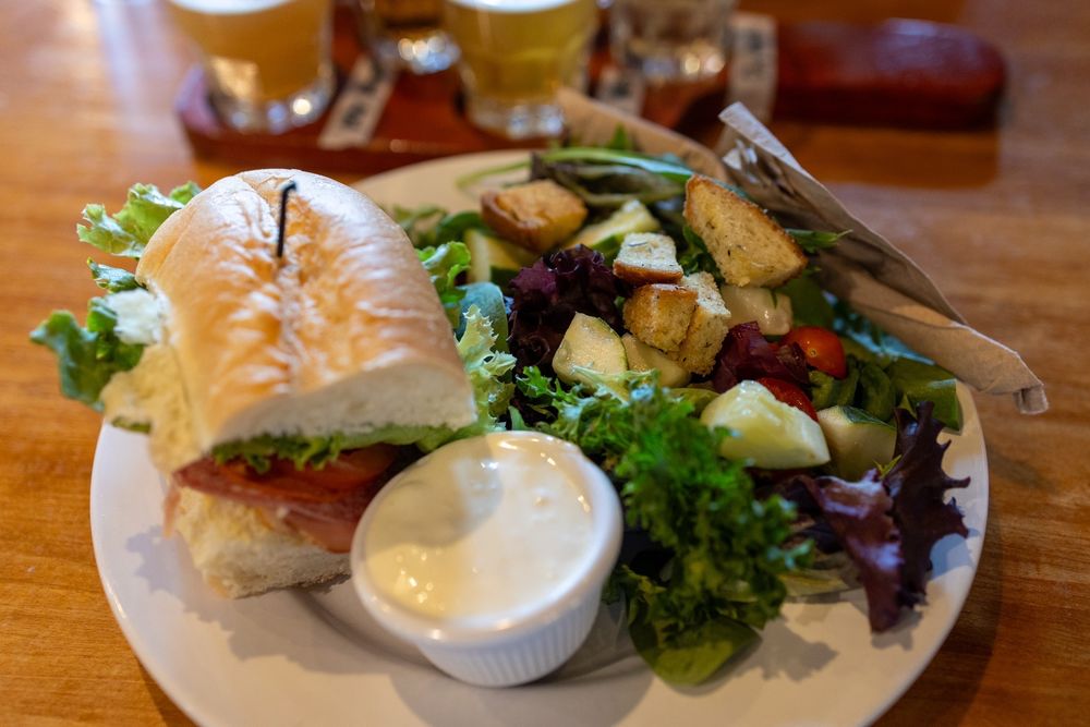 LUCKY LABRADOR BEER HALL Updated September 2024 150 Photos & 235