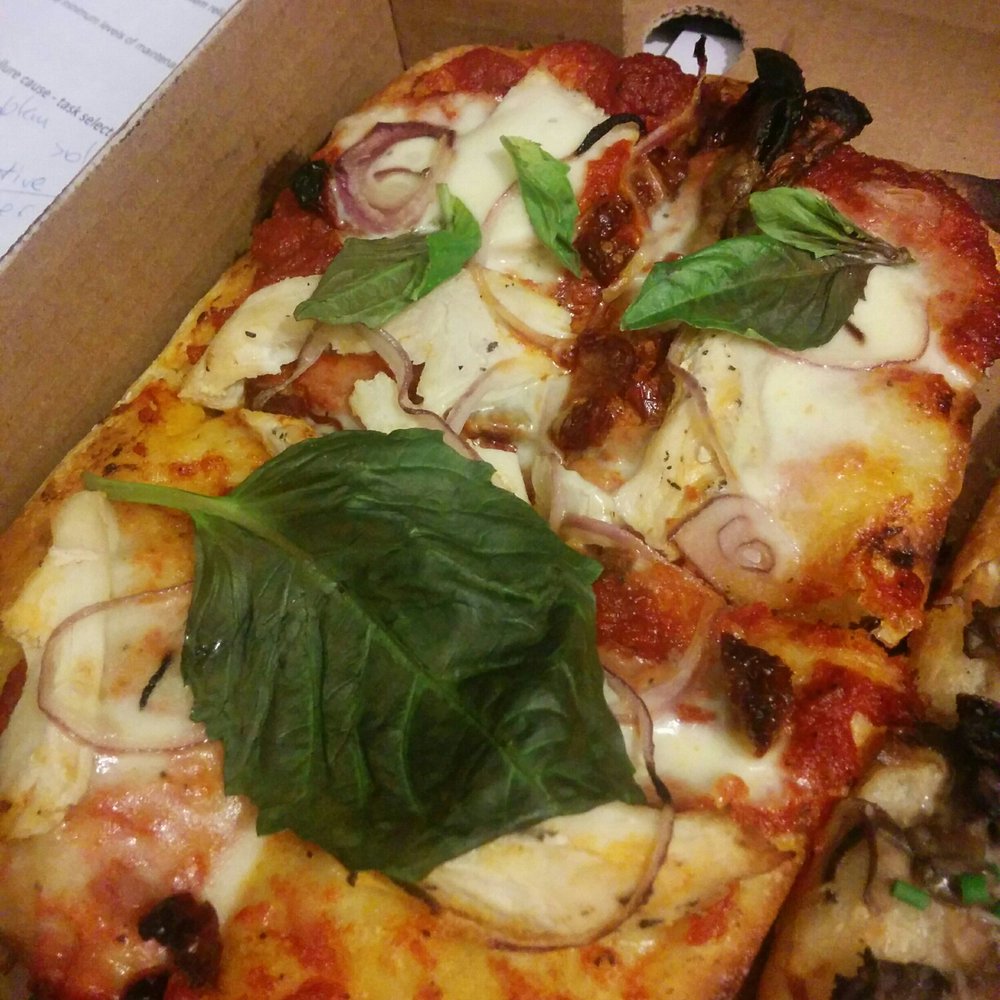 Levetto - Pollo - Italian Near Me - Toronto, Ontario