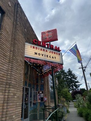 Central Cinema by null
