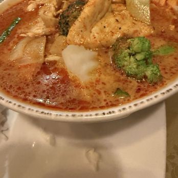 Cozy Thai Restaurant - Yellow Curry - Thai Near Me - Kansas City, Missouri