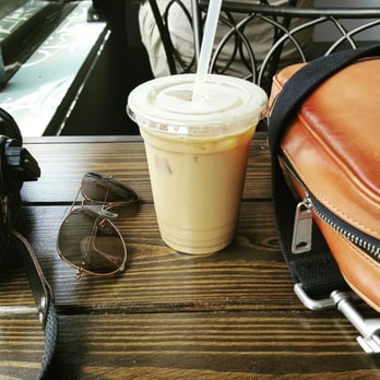 Brew Brew Coffee and Tea - Iced latte ftw - Coffee & Tea Near Me - Chicago, Illinois Brew Brew Coffee and Tea - Iced latte ftw - Coffee & Tea Near Me - Chicago, Illinois