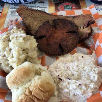 Smokehouse 228 - Brisket, fried bologna, homemade roll, slaw, chicken & dumplings - Smokehouse Near Me - Seymour, Tennessee Smokehouse 228 - Brisket, fried bologna, homemade roll, slaw, chicken & dumplings - Smokehouse Near Me - Seymour, Tennessee