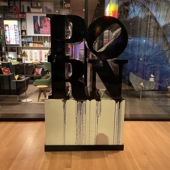 CitizenM - Foyer - Hotels Near Me - Los Angeles, California