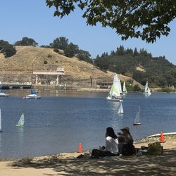Sail boats of all sizes on Lake Natoma Recreational Park in Folsom. The water is very cold on this very beautiful Thursday. Julie A