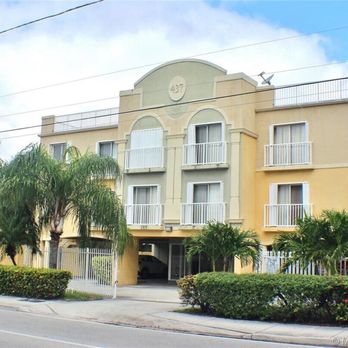 River West Condominium - River West Condo - Condominiums Near Me - Miami, Florida River West Condominium - River West Condo - Condominiums Near Me - Miami, Florida