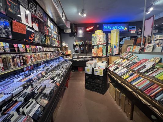 Park Ave CDs by null