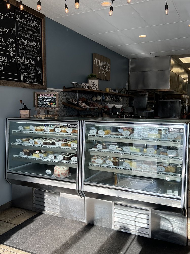 MERINGUE CAKE STUDIO Updated October 2024 130 Photos & 77 Reviews