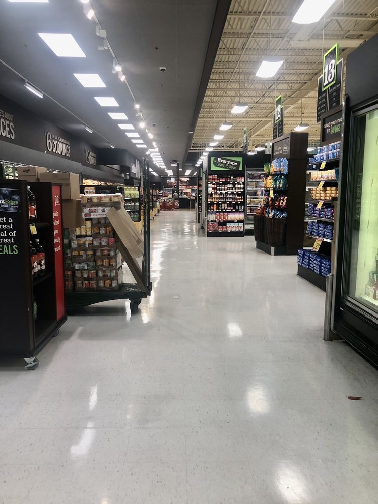 MARKET 32 PRICE CHOPPER Updated October 2024 17 Photos & 11